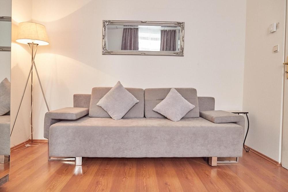 Modern Apartment in the Heart of Vienna 1 1