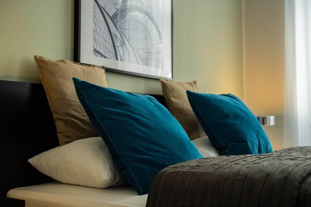 Jimmy's Apartments Suites 2