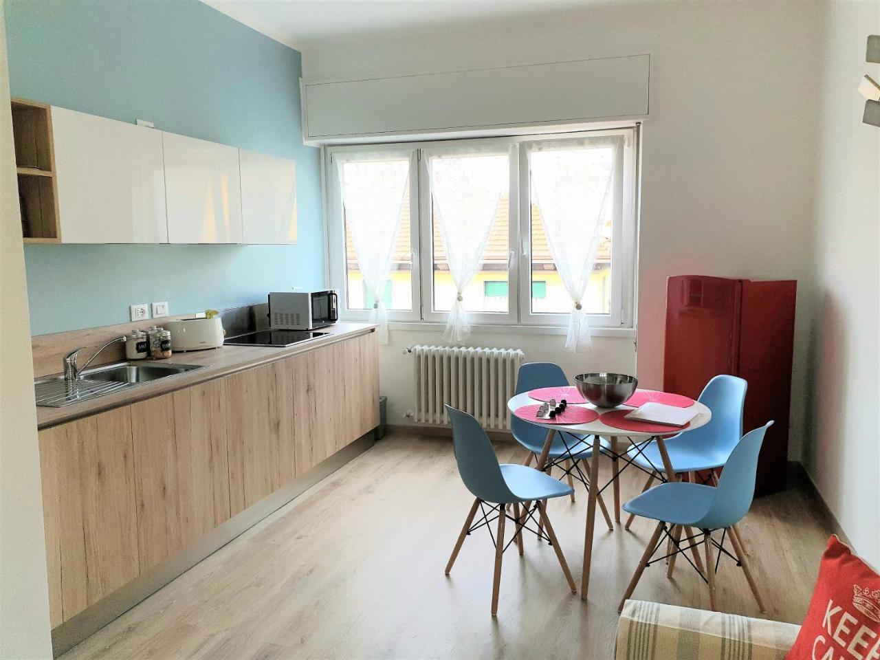 34 Via Giulio Carcano 1