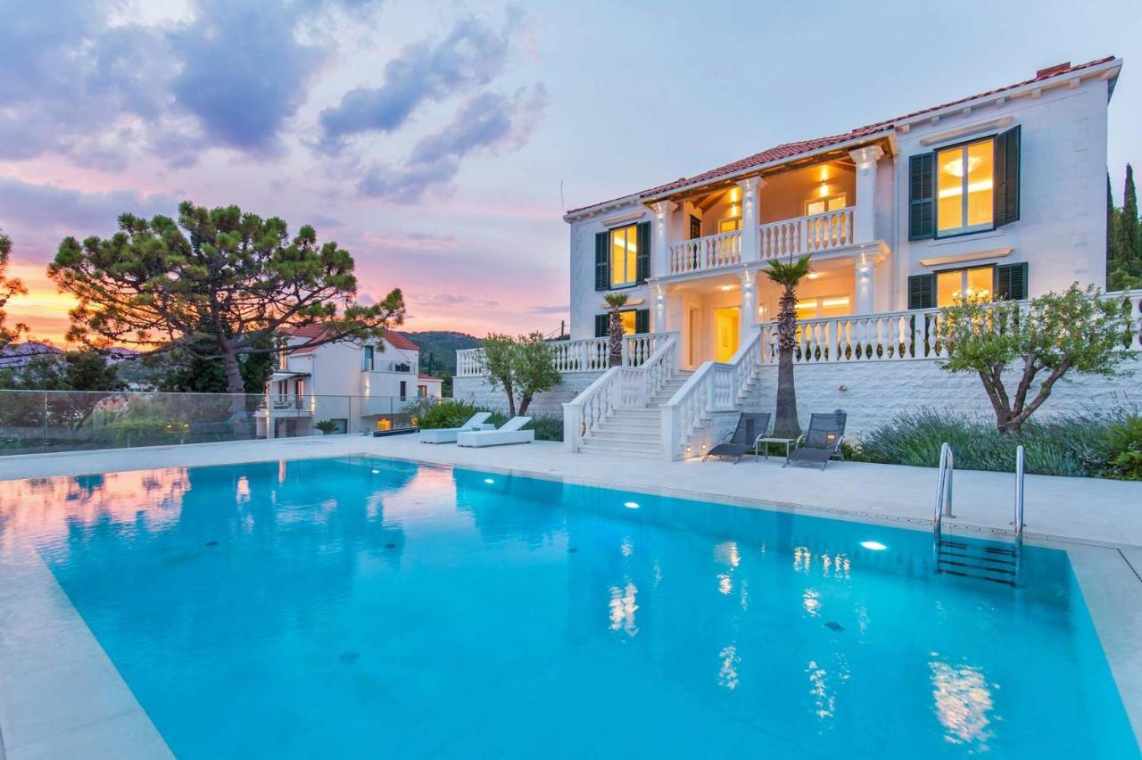 Villa Gold Dubrovnik - 5 Bedroom Villa - Elegant And Stylish Furnishings - Sea Views 1
