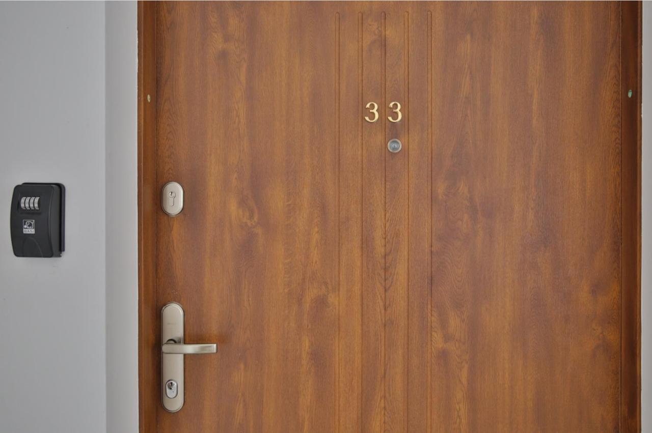 Zwischen Schonbrunn Und Dem City Center. Apt. 33 2