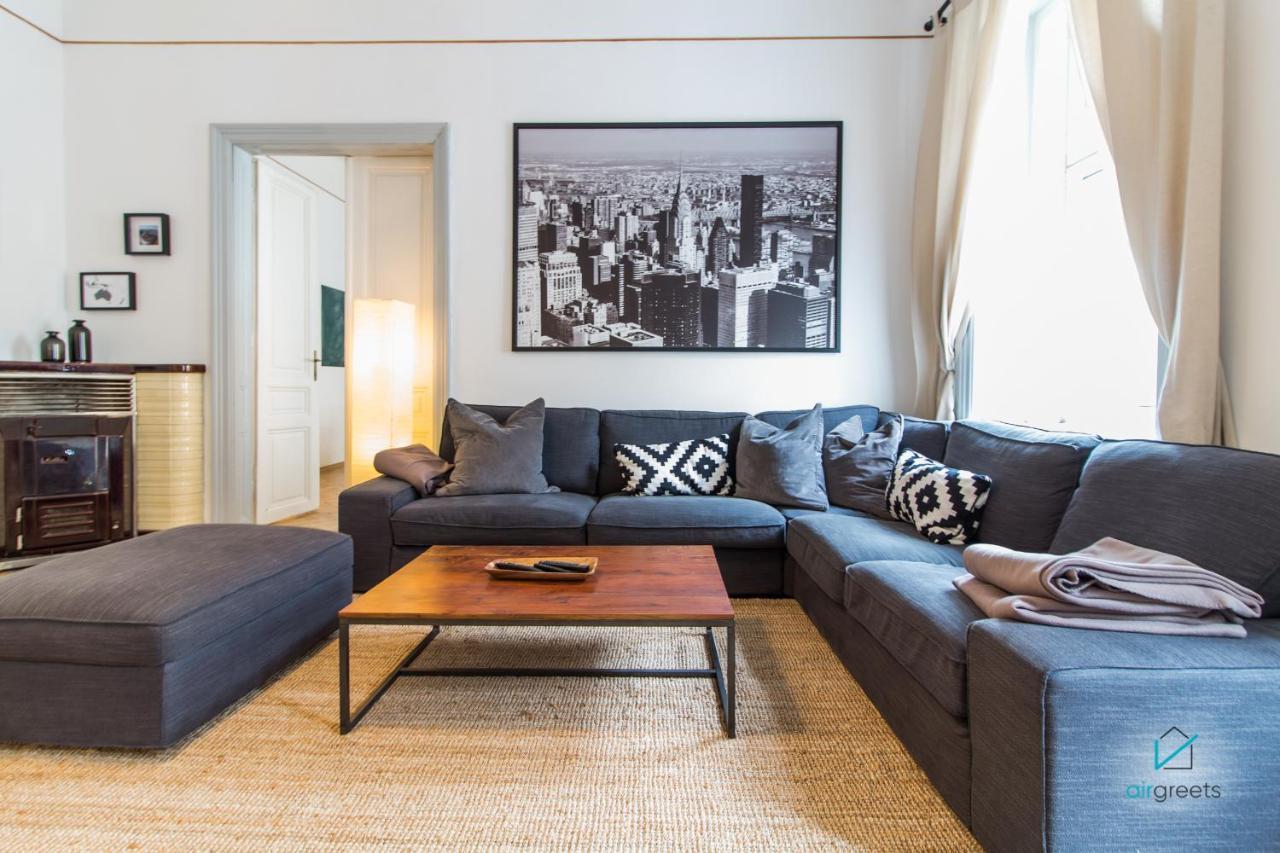 Spacious And Extraordinary Vienna Apartment 2