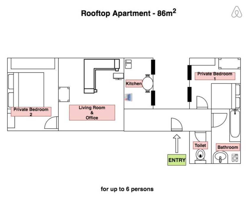Leo'S Roof Top Apartment Near Town Hall 1