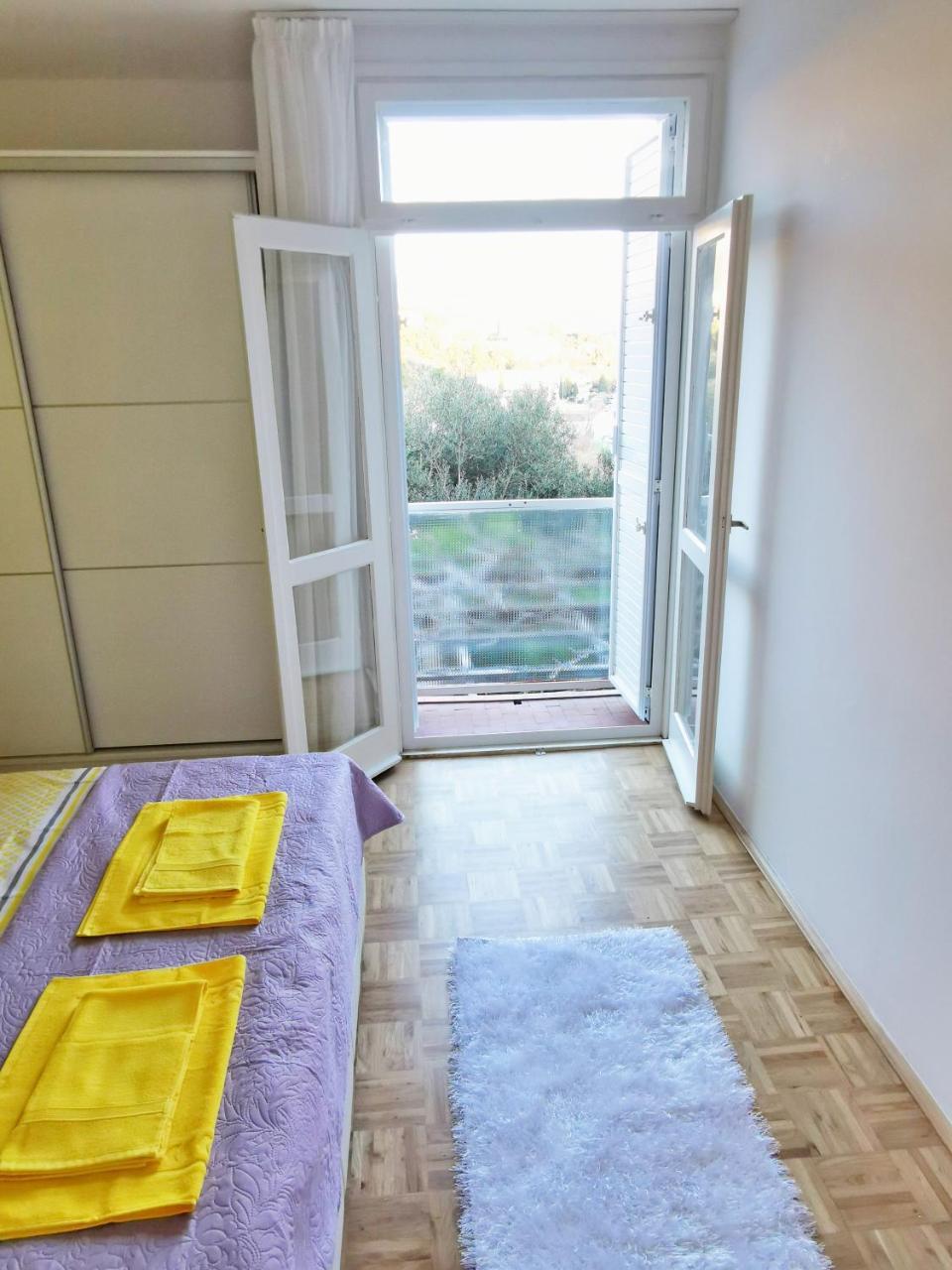 Apartment Tajchi, 5 Min From Rixos Beach 1