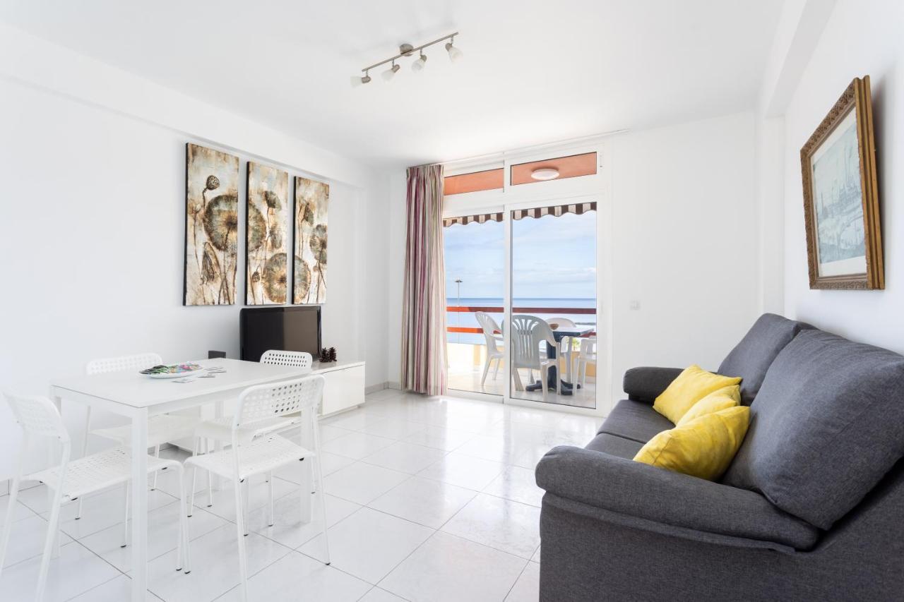 106 Sunshine Beach Apartment by Sunkeyrents 1