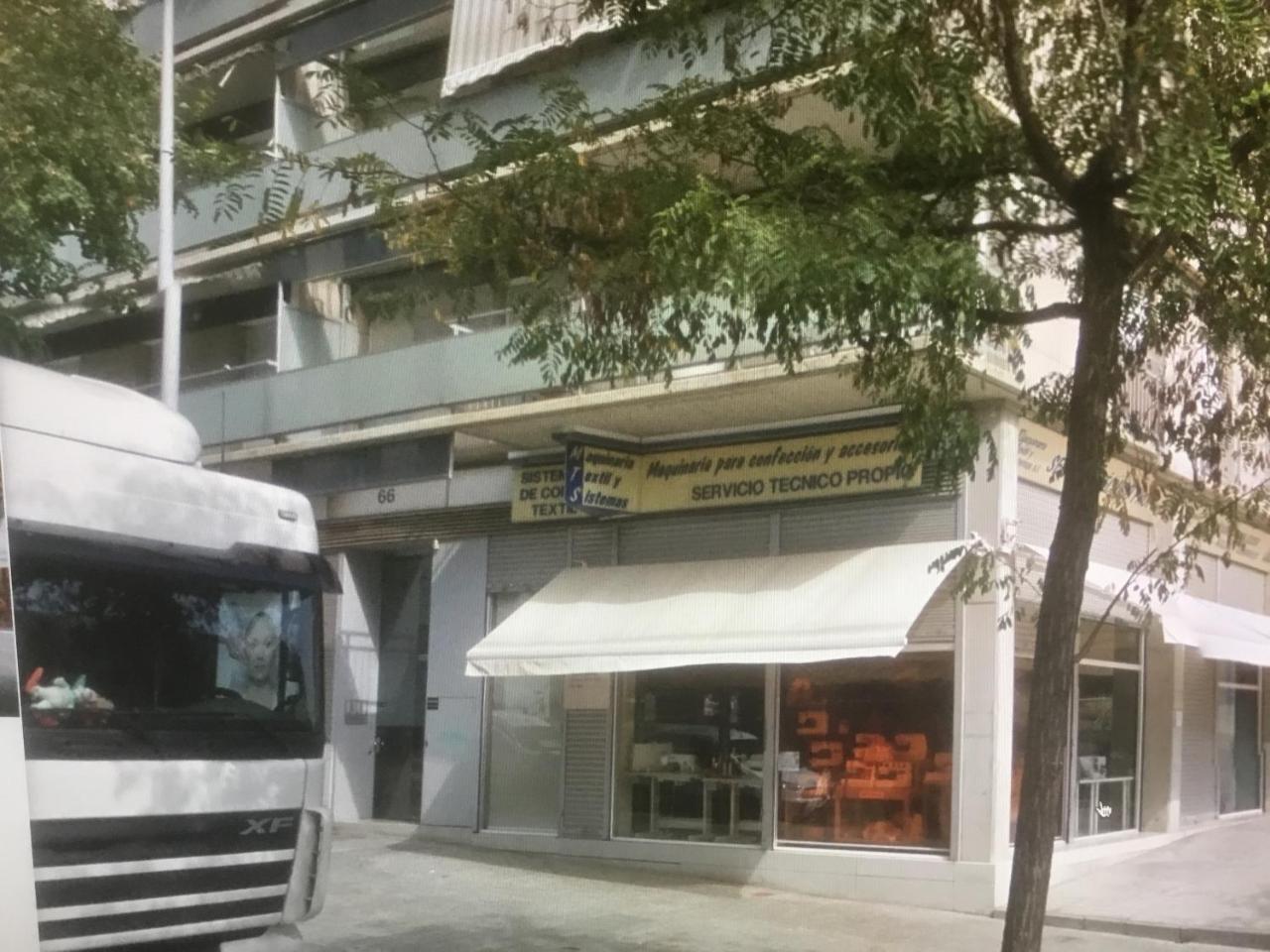 66 Carrer Del Dibuixant Avellaneda 1