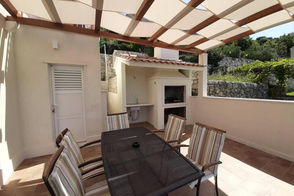 Villa Pergola -Apartment Roko 2