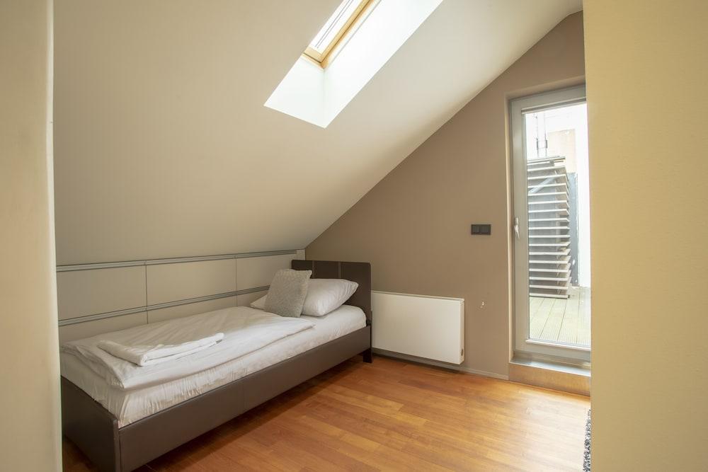 Luxury Central Duplex with Terrace 2