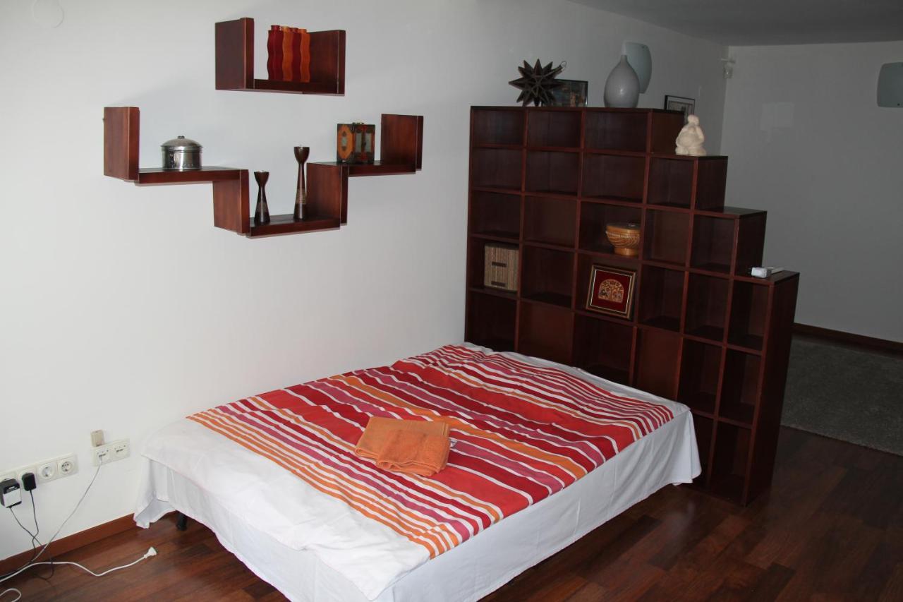 Queen Zita Apt 130 M2 Near Chain Bridge 1