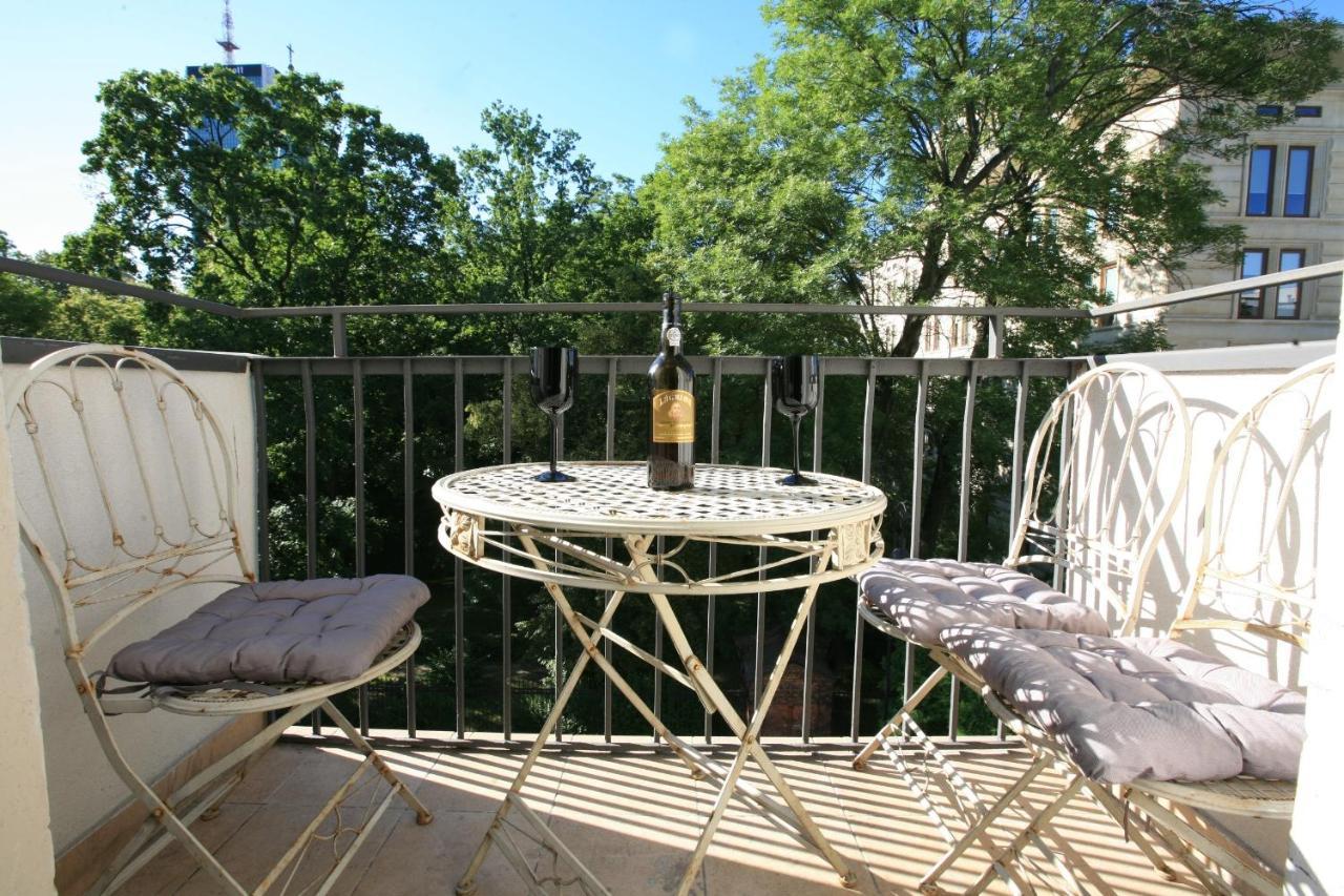 Warsaw Concierge Traveller's Nest Wspolna 2