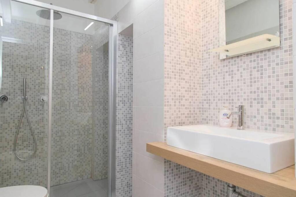 La Milanese - Piazza 5 Giornate 2