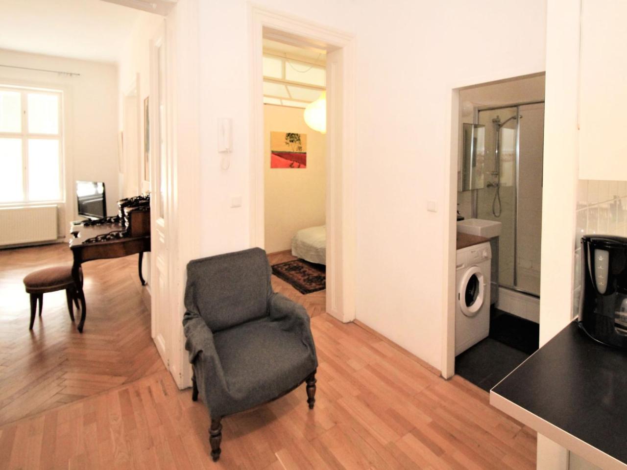 Apartment Wieden by Interhome 2