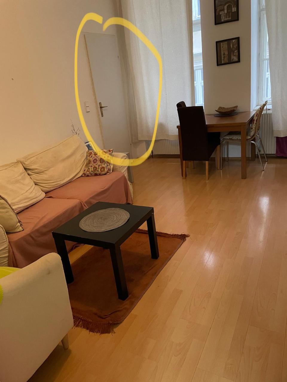 City Apartment And Rooms