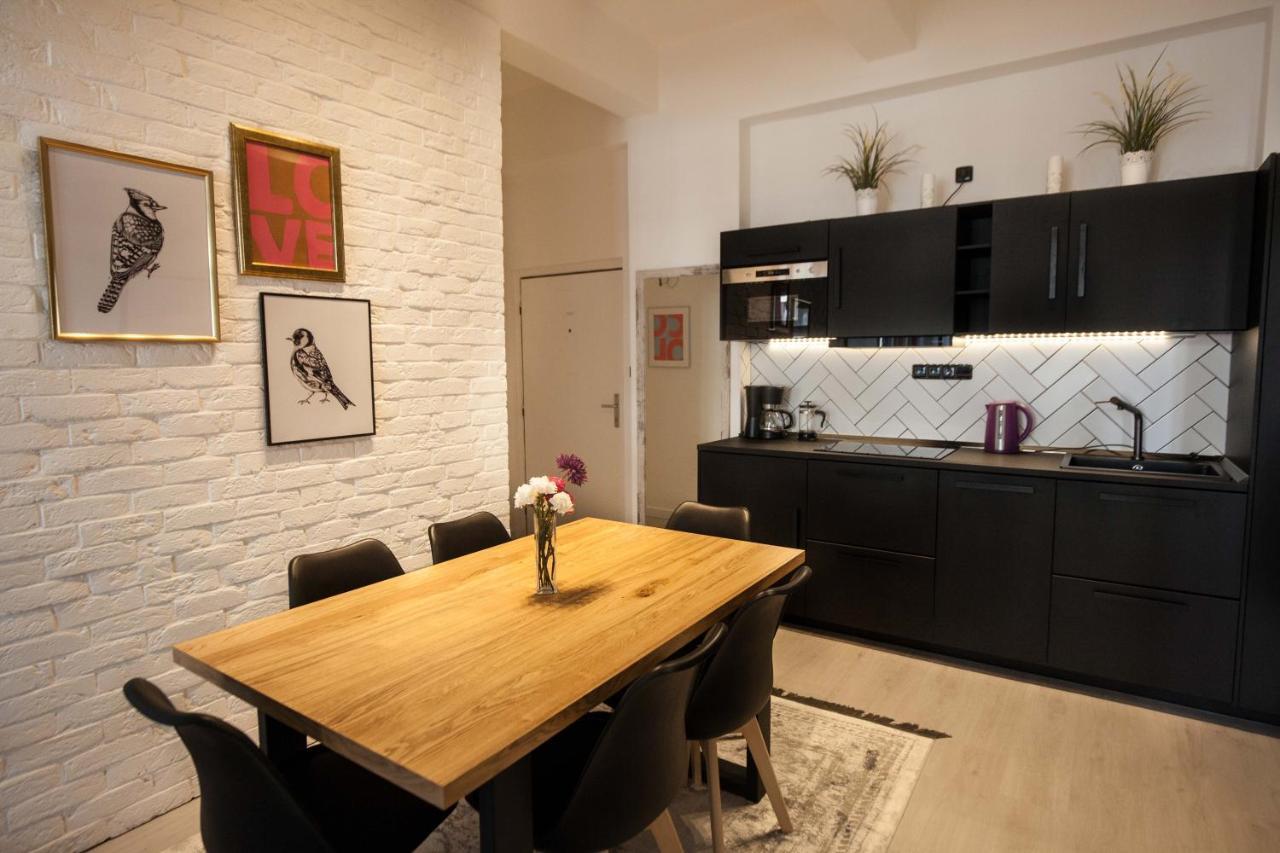 Sunny Central Apartment on Wenceslas Square by Easybnb 1