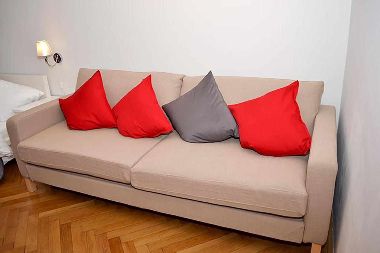 Classic 2bdr Suite by Ruterra 1