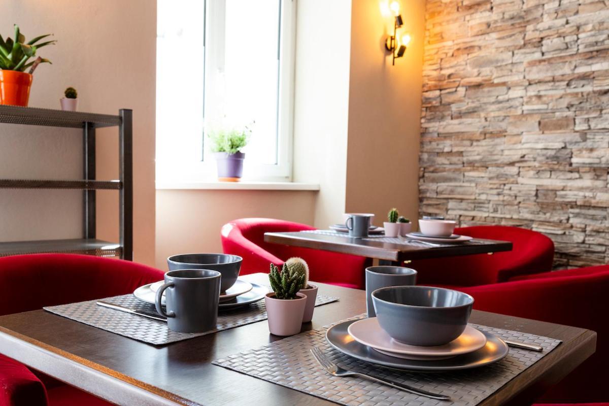 Hotel Weisses Lamm 1