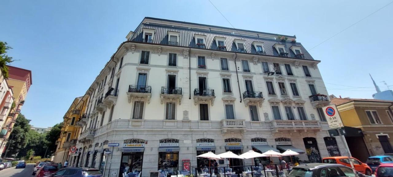 Easy Isola, for An Easy Stay 2