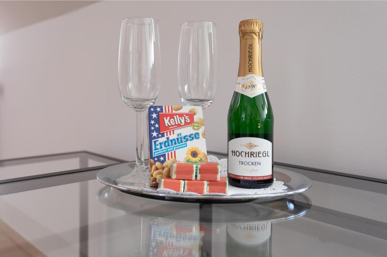 N46 · Penthouse Near Schoenbrunn. Amazing Terrace! N46 1