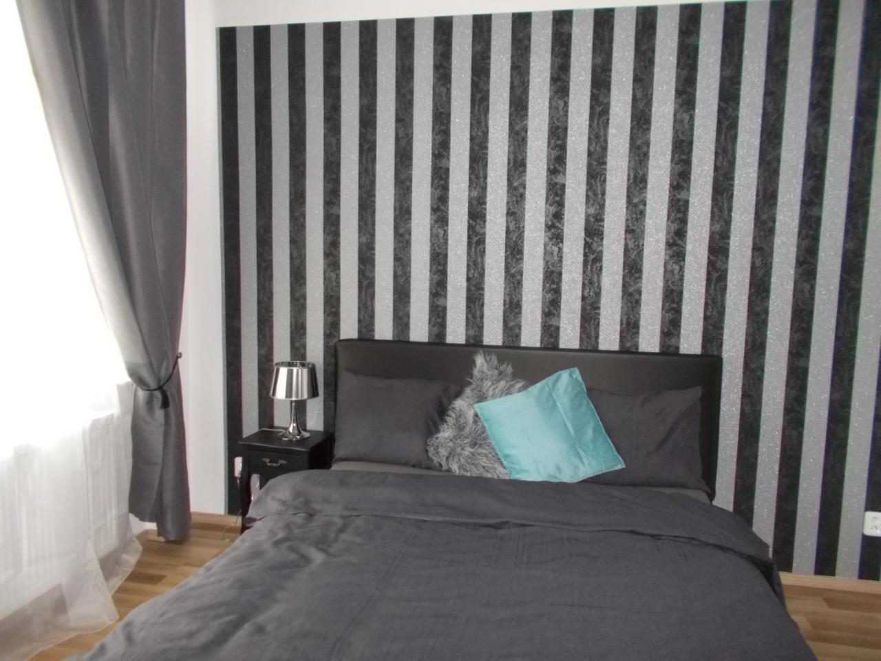 Top Wenceslas Square Apartment 2