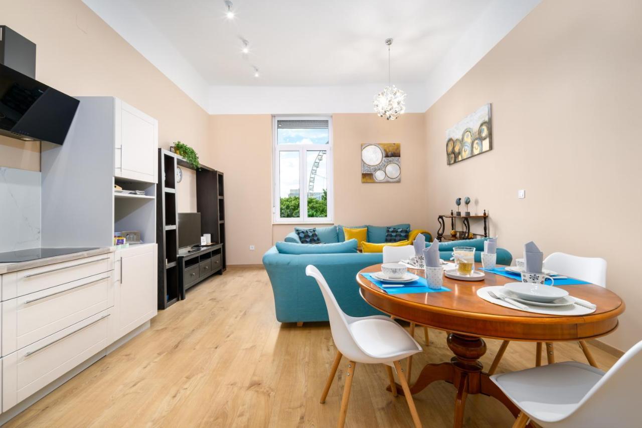 Ja18 Downtown Pearl - 2 Bedroom Apartment