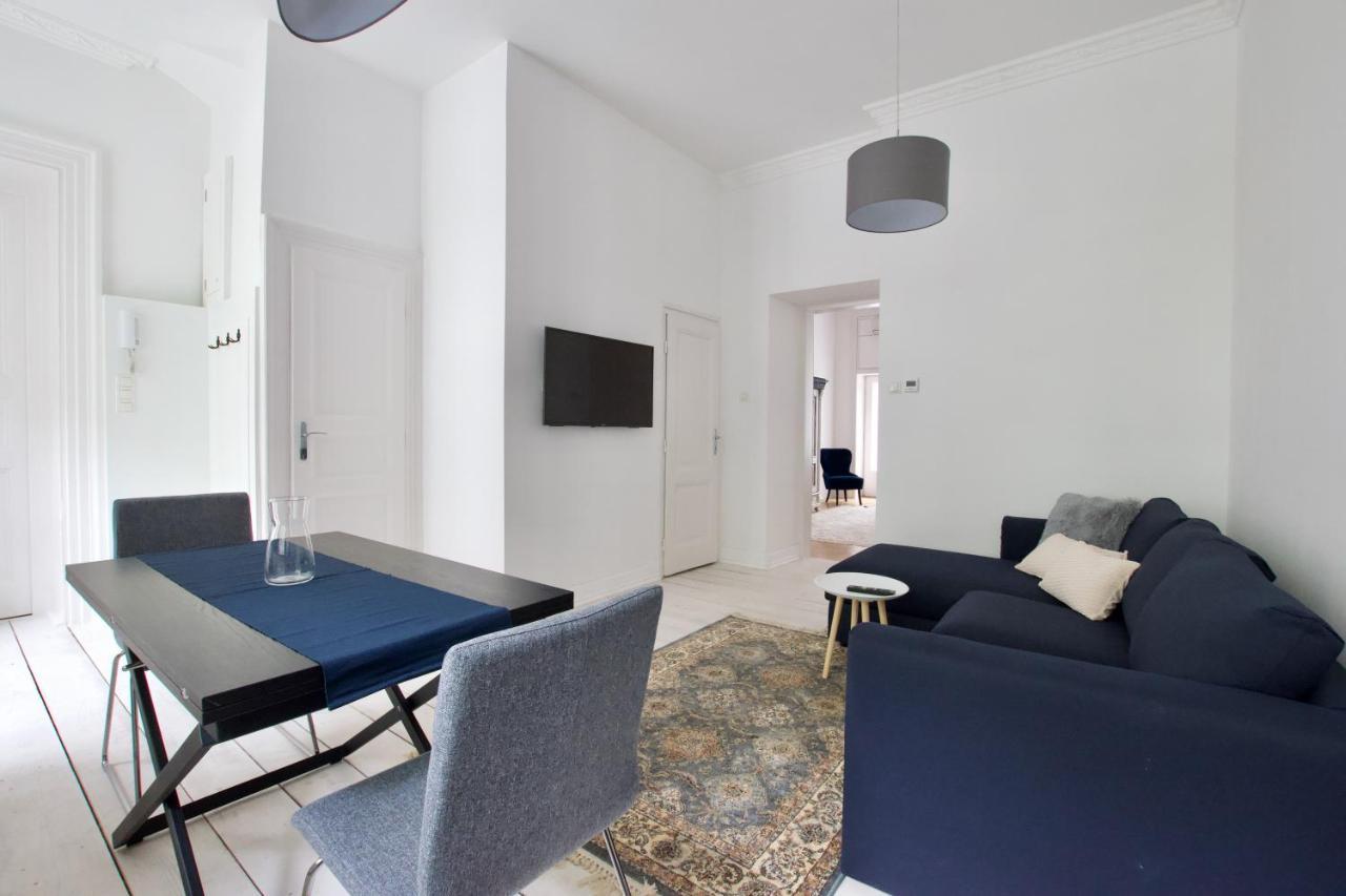 Luxury Apartment by Hi5 - Oktober 6 Street 2