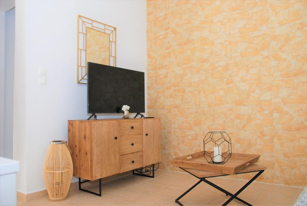 Kovi Lardos Village House 2