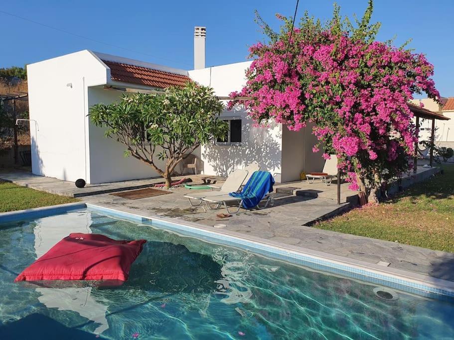 Villa Frangipani with Large Private Pool, Rhodes 1