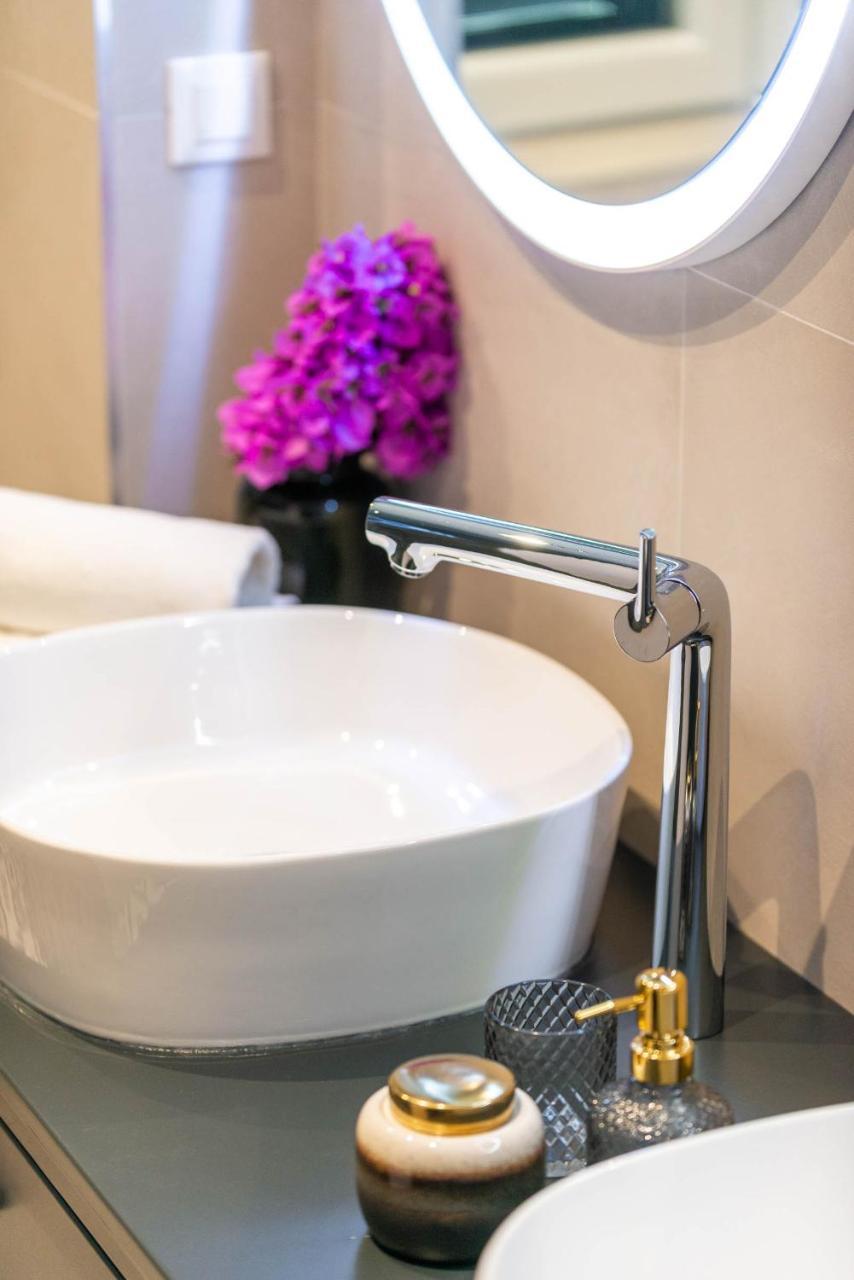 Sun And Stone Apartment 2