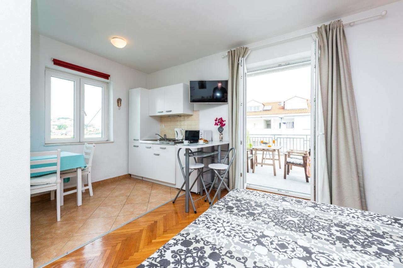 Apartments Marivo Lapad 2