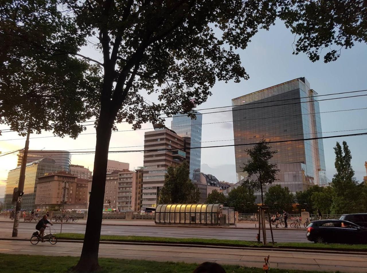 Vladys Vienna Apartments