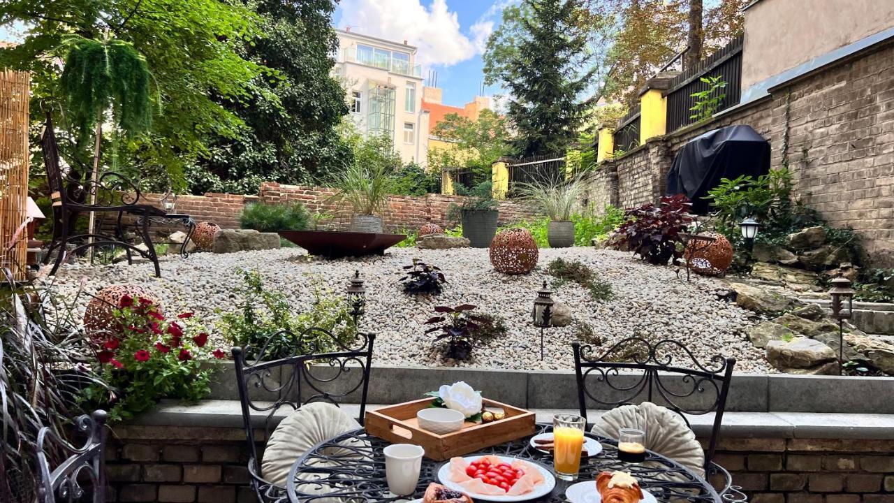 Amazing Flat with Garden, Vinohrady Near Center 2