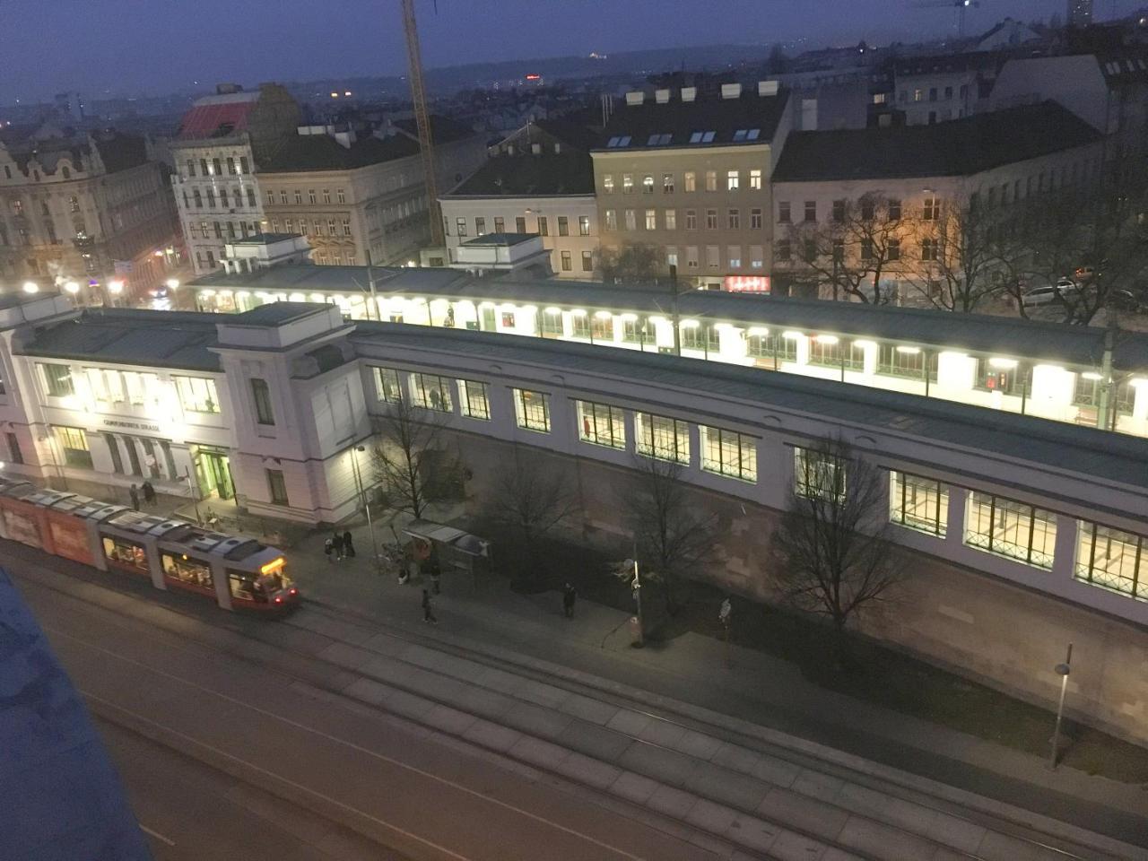 Apartment Zentral Direkt An U-Bahn Station 1