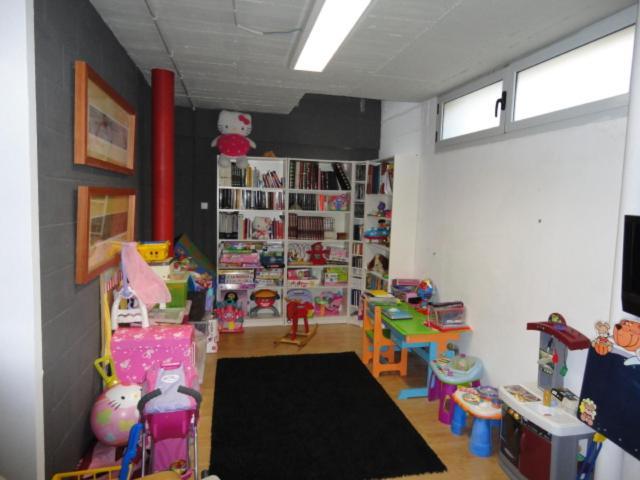 Casa Pareada En Sant Sadurni