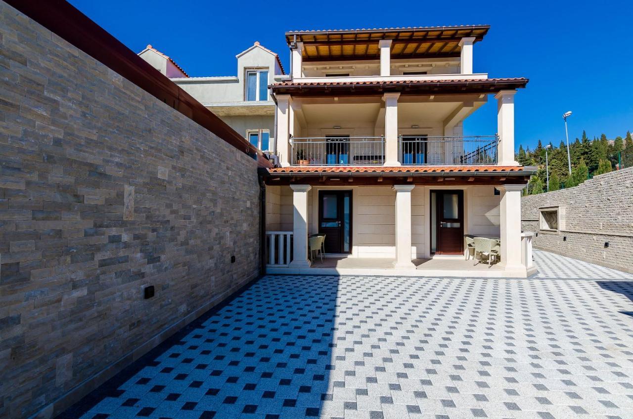 Apartments Kanjuo by the Sea 1