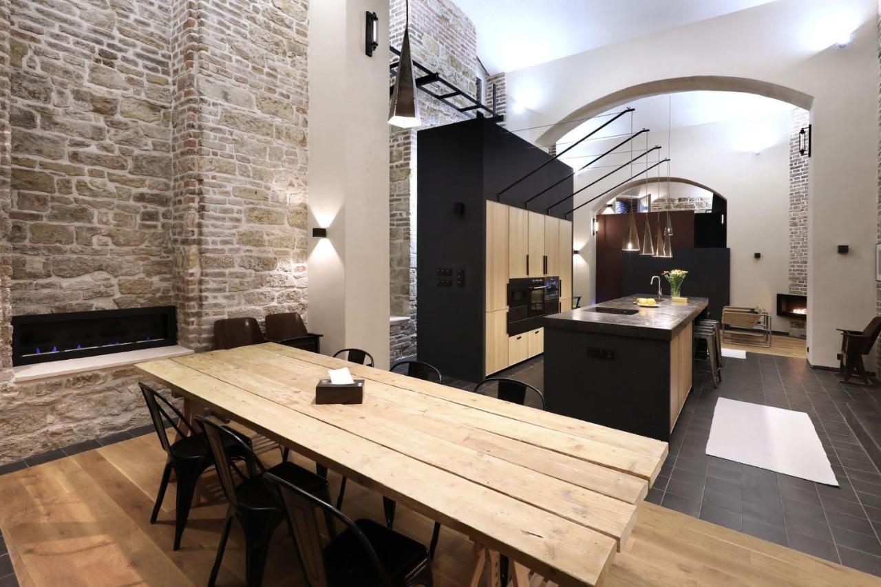 American Loft in the Heart of Prague 2