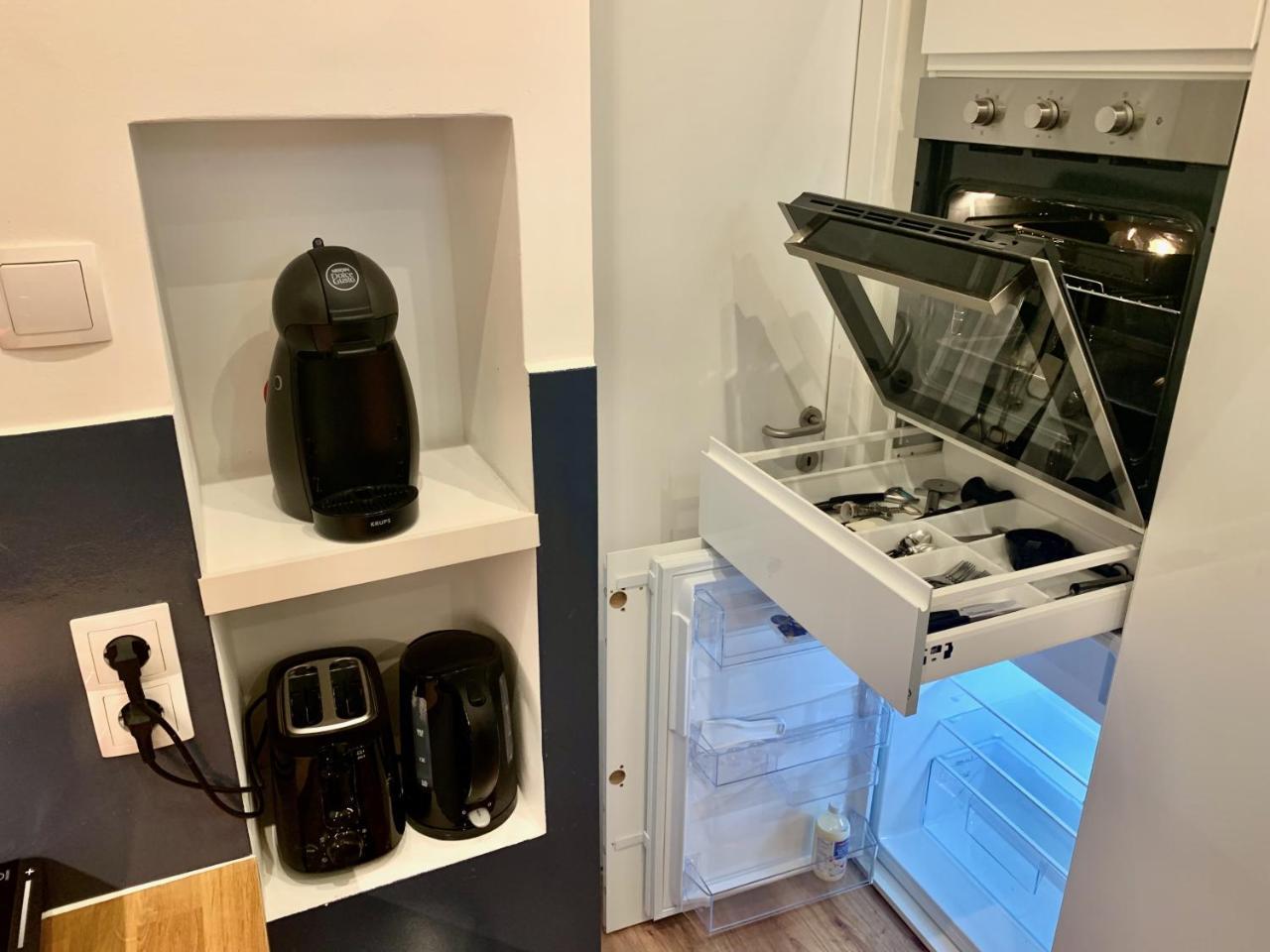 Adele Blue Danube (10 Min To Center) 1