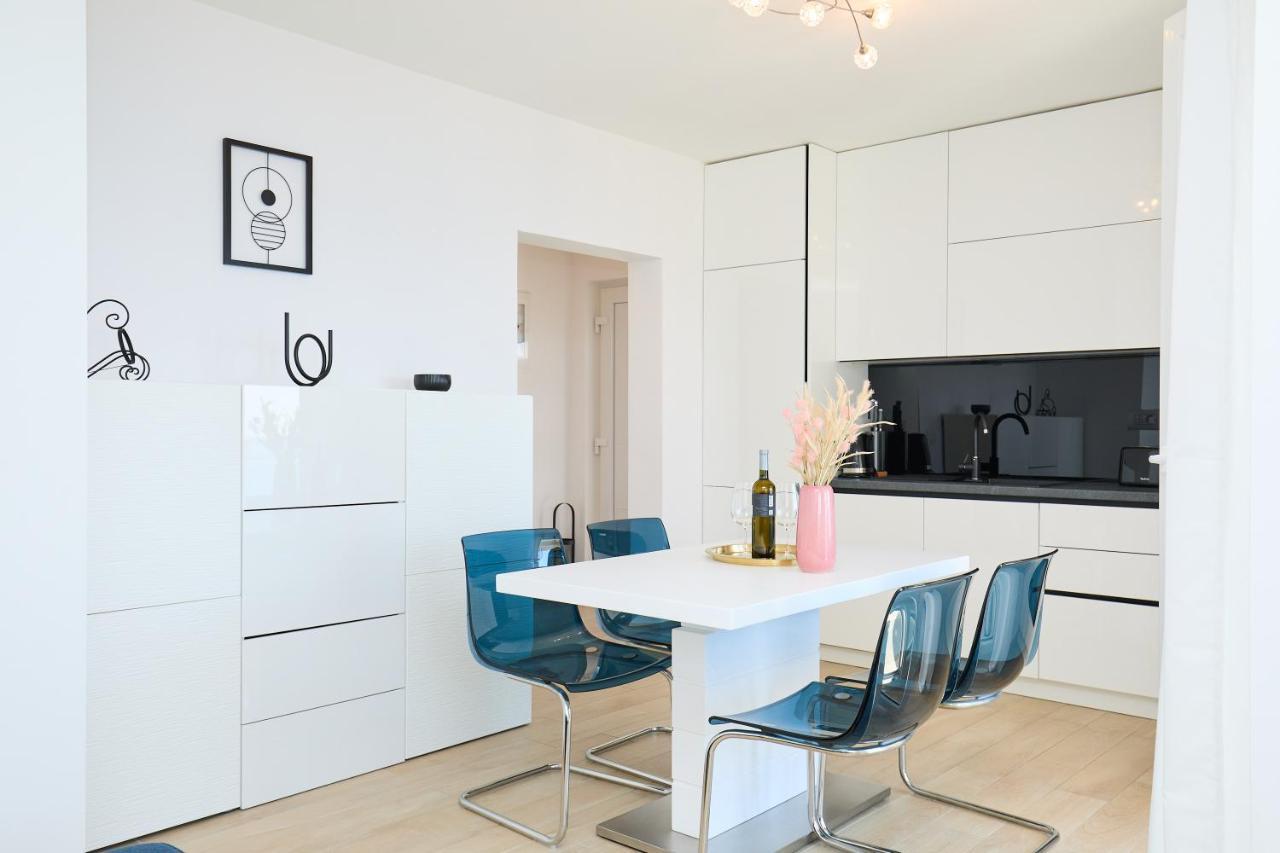 Iris Sea View Apartment - Free Beach Parking 1