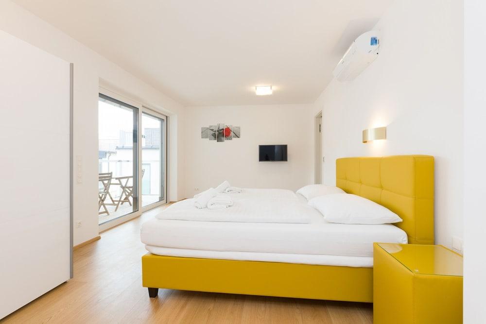 City Center Tabor Luxury Apartments 1