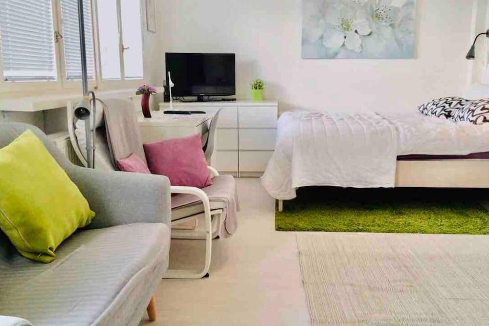 Lovely Apartment in Centre Prague 1 2