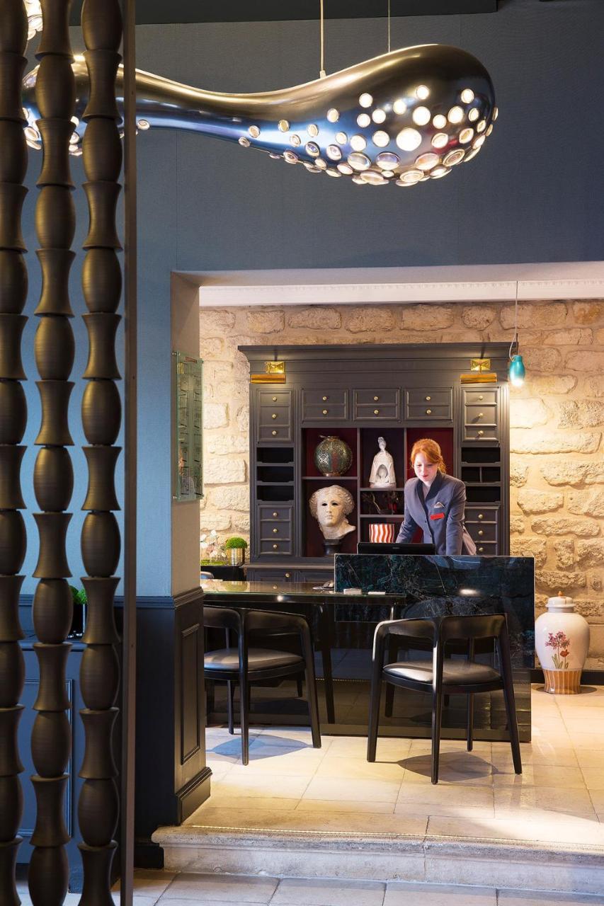 Du Les Dames du Pantheon 1