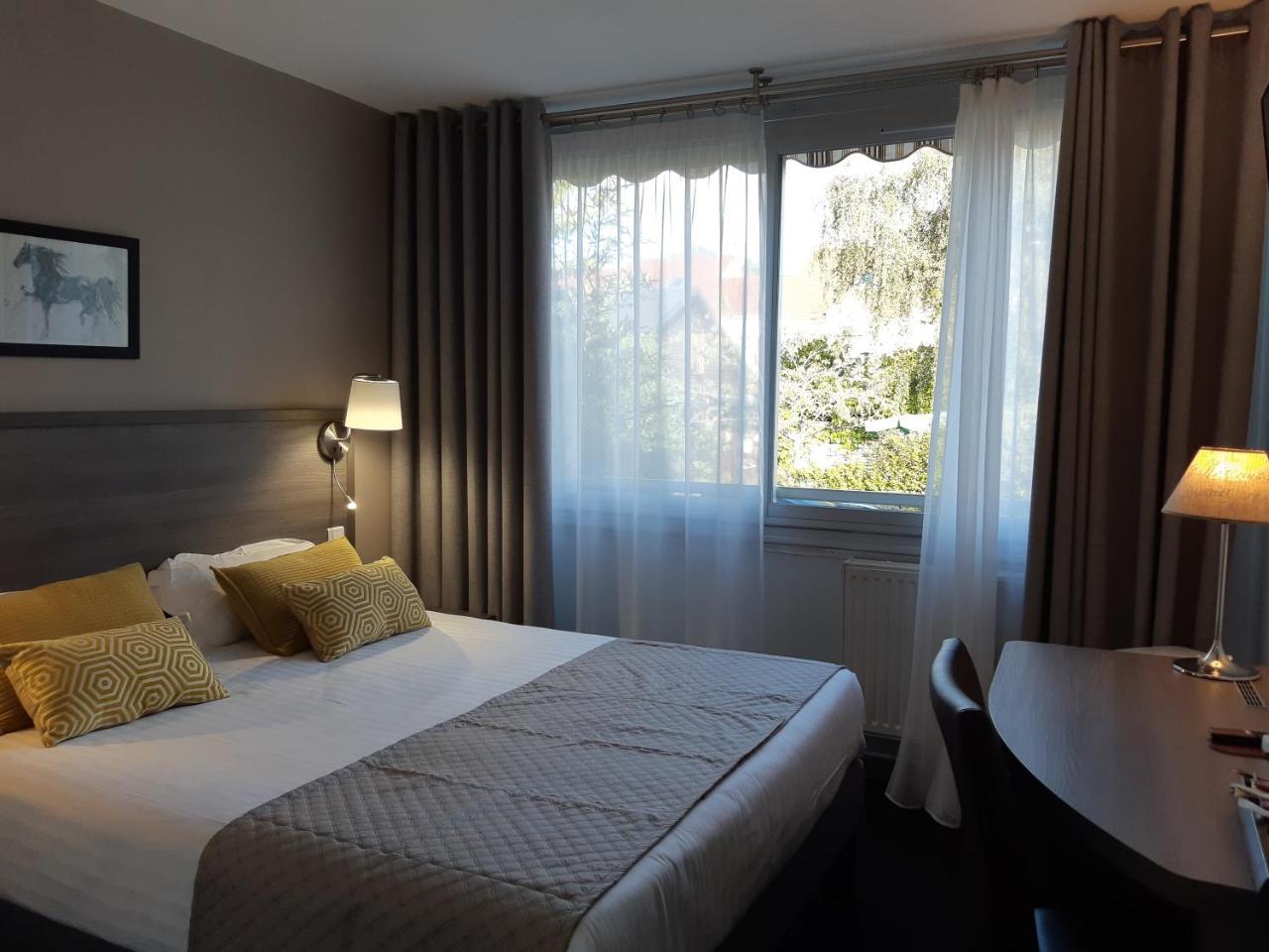 Aerotel - L'etape du Silence 1