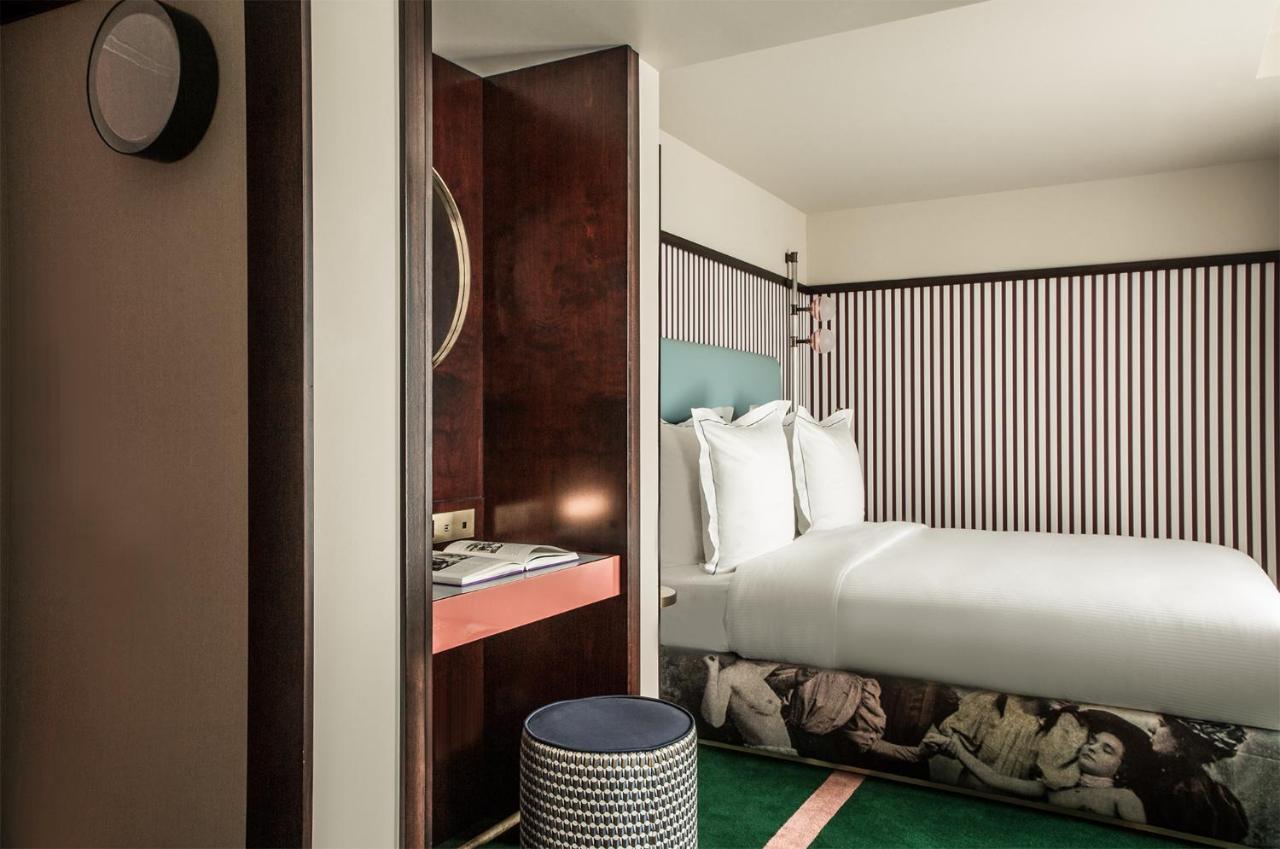 Hotel du Rond Point Des Champs Elysees 1