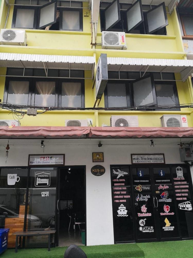 Feel Like Home Dormitory - Hostel