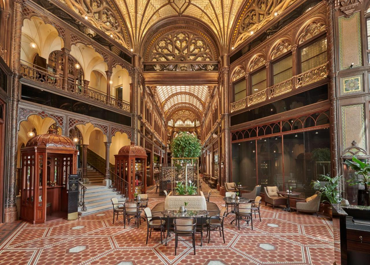 Parisi Udvar Hotel Budapest 1