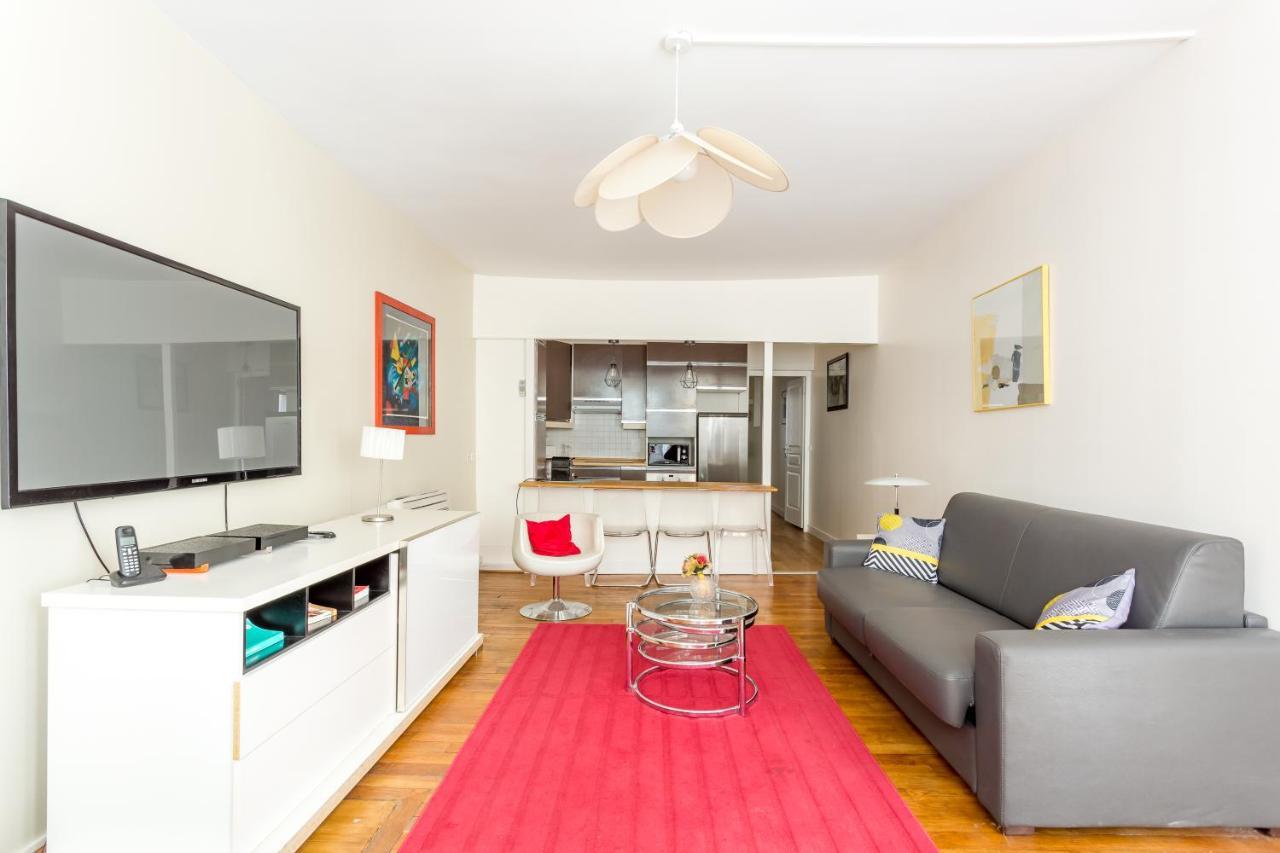 Saint Honore Louvre with AC 2