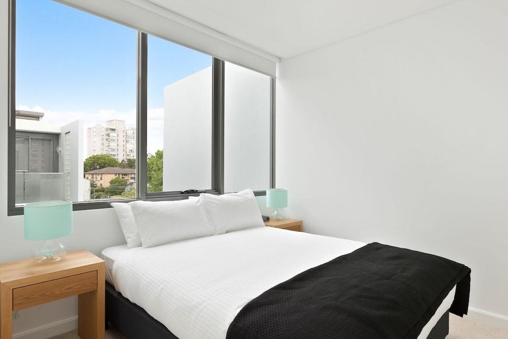 Wyndel Pacific North Sydney 1