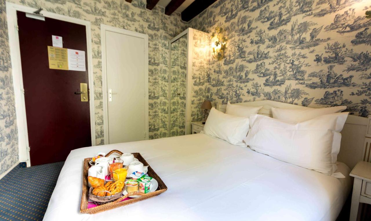 Regyn’S Montmartre 2