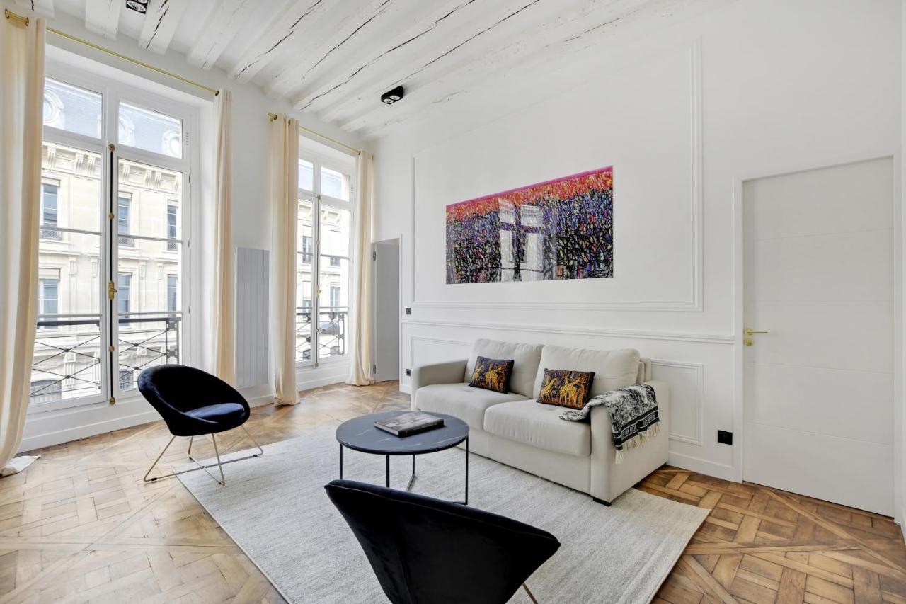 Pick a Flat's Apartment in Louvre - Croix Des Petits Champs