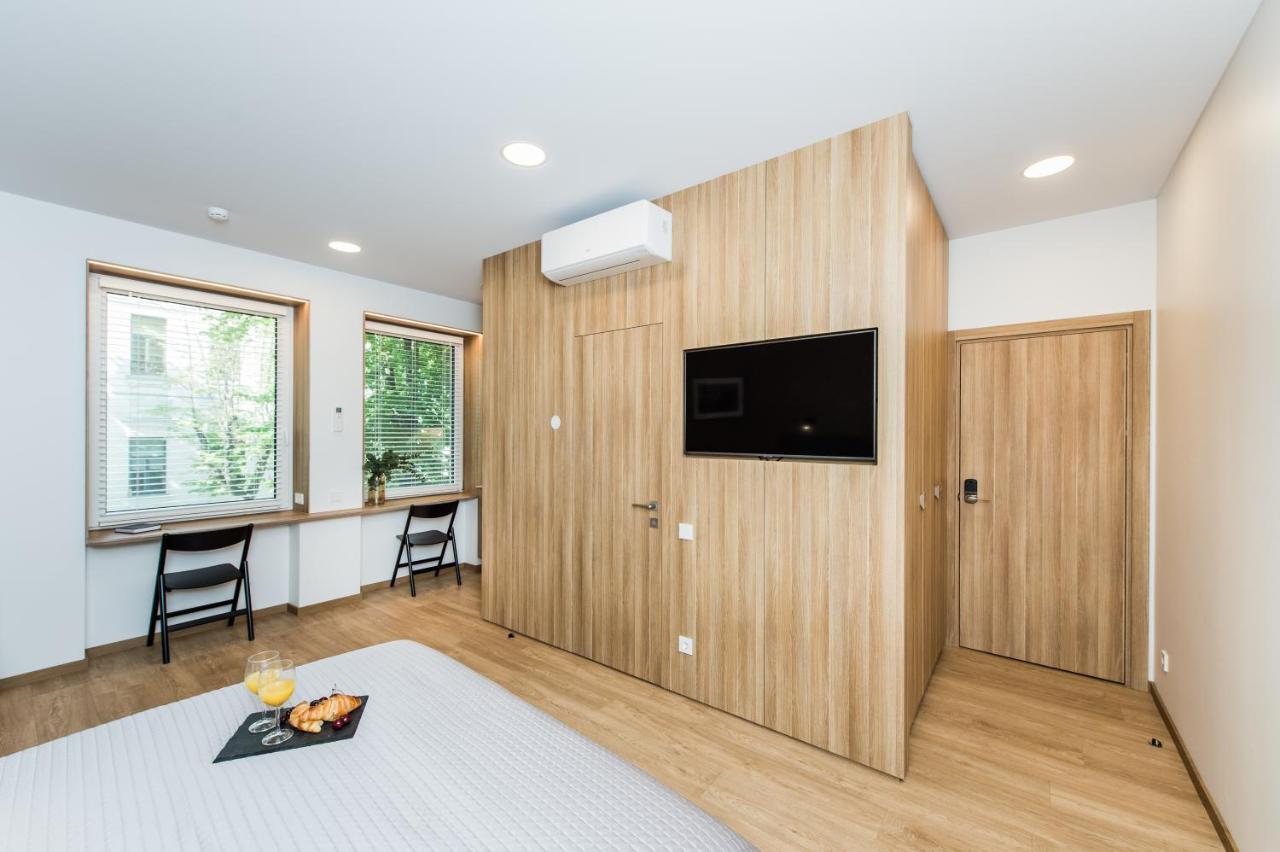 River City Apartments No 4 by Urban Rent 2