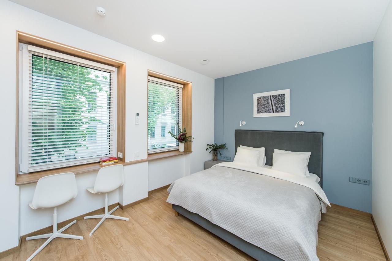 River City Apartments No 5 by Urban Rent 2